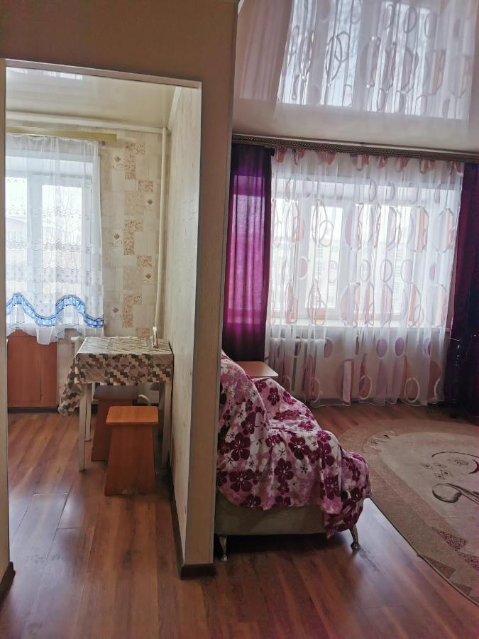 1 Комн Апартаменты В Центре Рядом С Парком Костанай Екстериор снимка